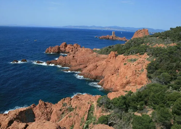 Tatil Evi Renove Avec Terrasse St Raphael Saint-Raphaël